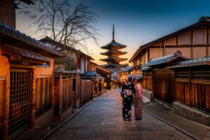 Read more about the article The Best Places to Stay in Kyoto to Live Like a Local