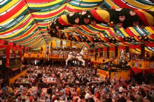 Read more about the article Culinary Guide to the Best Food at Oktoberfest in Munich