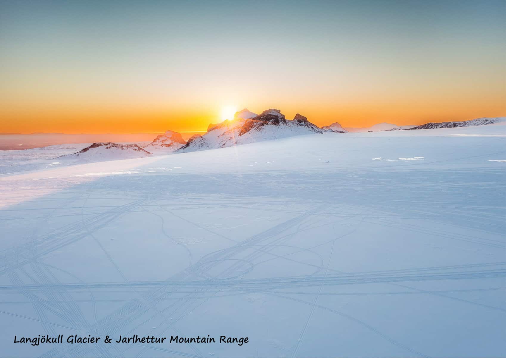 You are currently viewing Exploring Icelandic Glaciers: Your Guide to the Kjölur Route in the Southeast Highlands