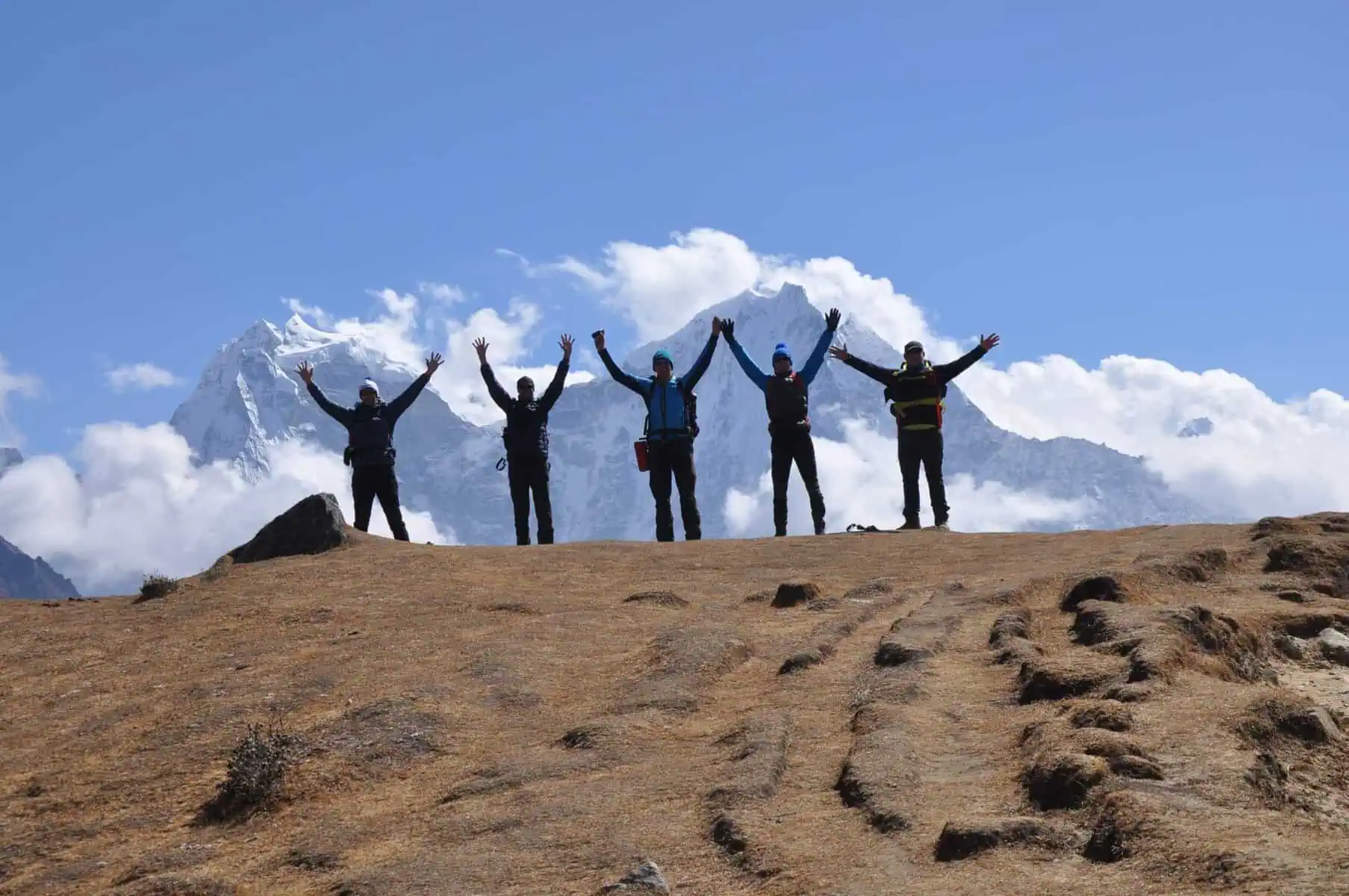You are currently viewing Best Time to Trek in the Himalayas: Seasonal Guide to Nepal’s Top Routes